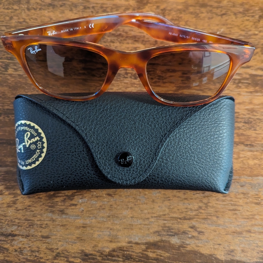 Ray-Ban Tortoise Shell Sunglasses - Picture 4 of 6